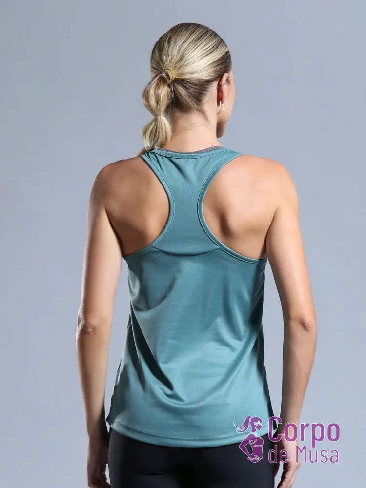 Regata Nadador Leve Com Tecido Respirável Regata Nadador Leve Com Tecido Respirável