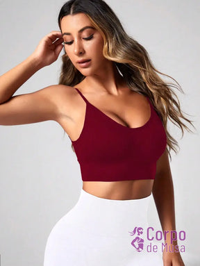 Top Fitness Alças Finas Com Decote Suave Estilo Clean Top Fitness Alças Finas Com Decote Suave Estilo Clean